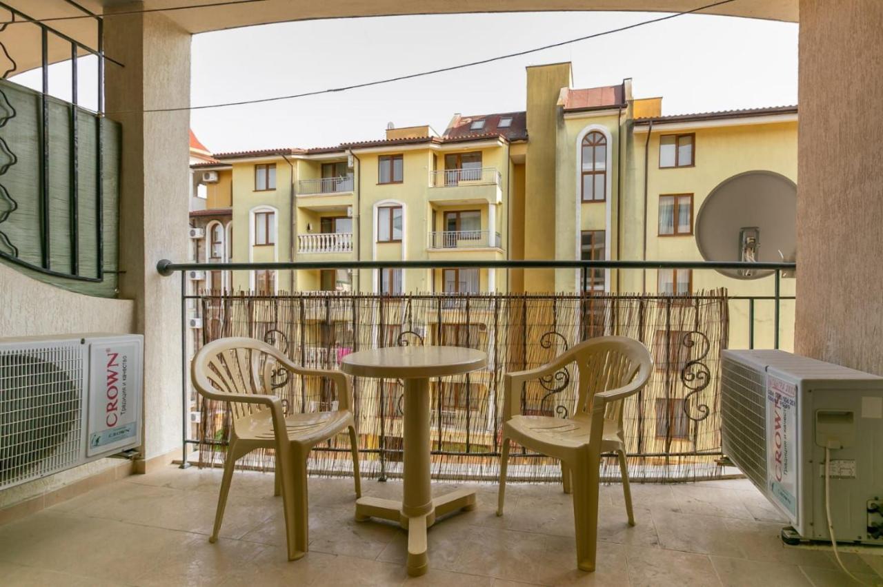 Avalon Appartament Da Lary Слънчев бряг Екстериор снимка